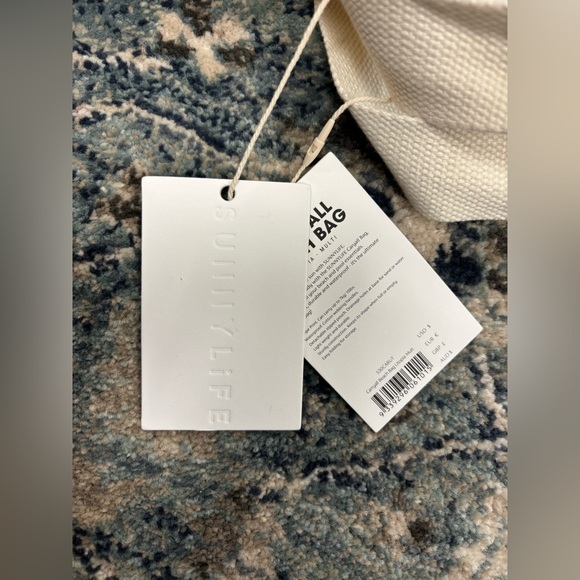 NWT Sunny Life Bag, small pouch included - Picture 8 of 11